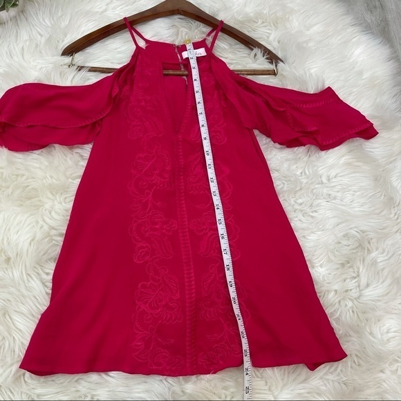 Parker Pink Floral Embroidered Off the Shoulder‎ Shirt - Picture 3 of 8